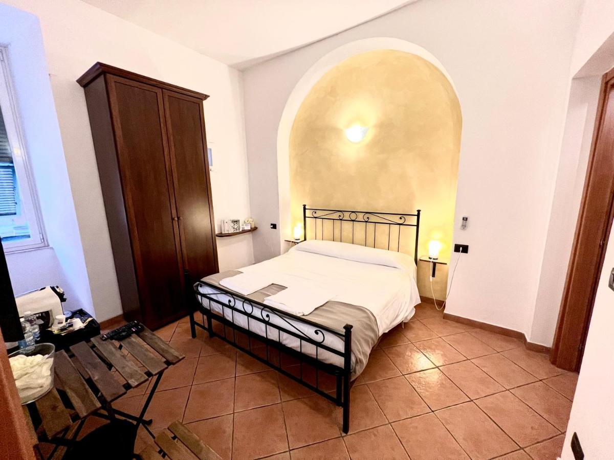 Affittacamere Virginia'S Rooms Genua Zewnętrze zdjęcie